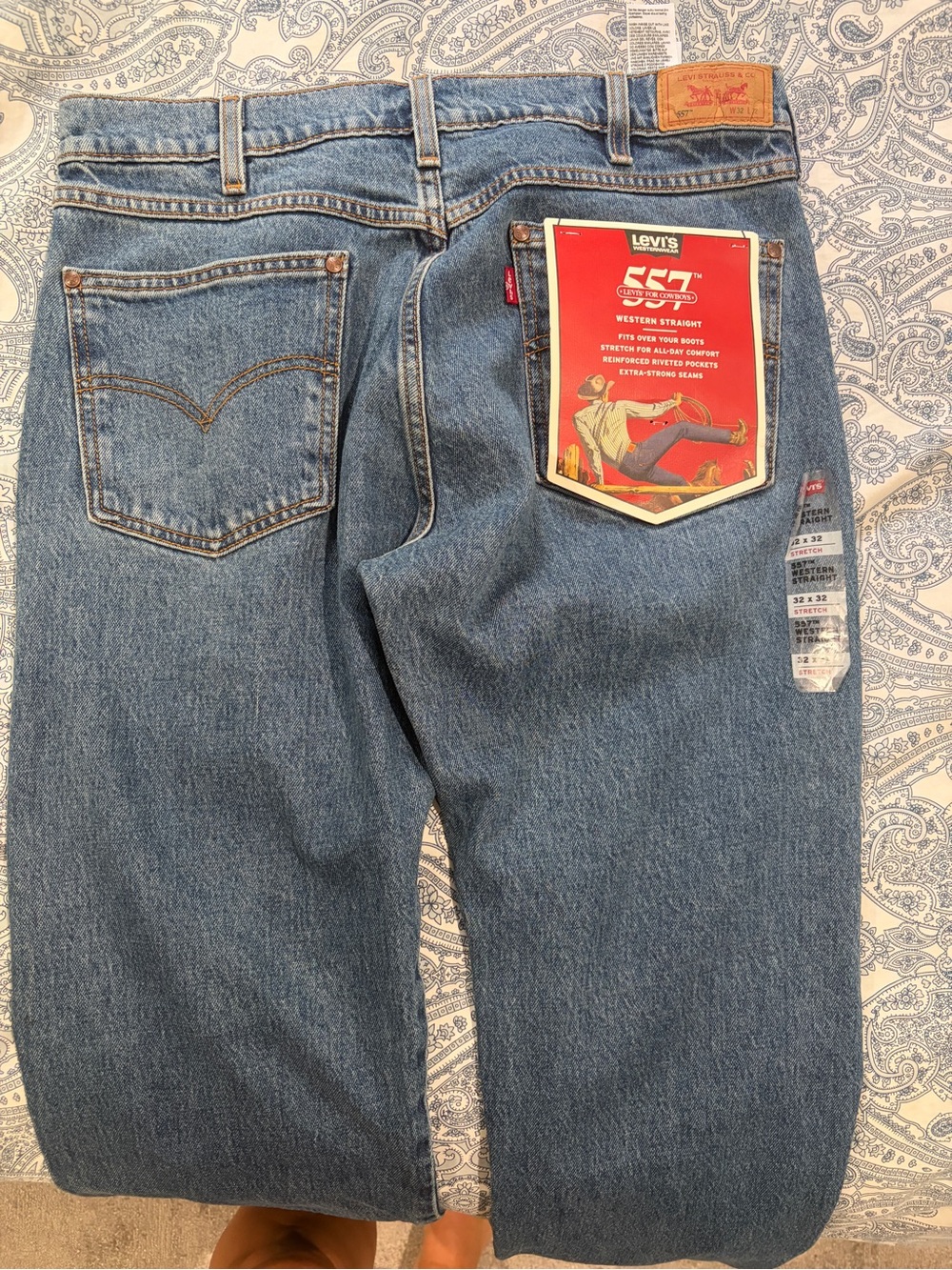 Levi's Men’s Straight Fit Jeans - Medium Blue Denim